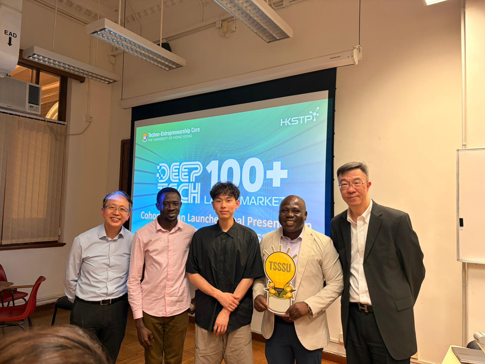 NeurOssence celebrating its Champion Team award in the HKU DeepTech100+ programme