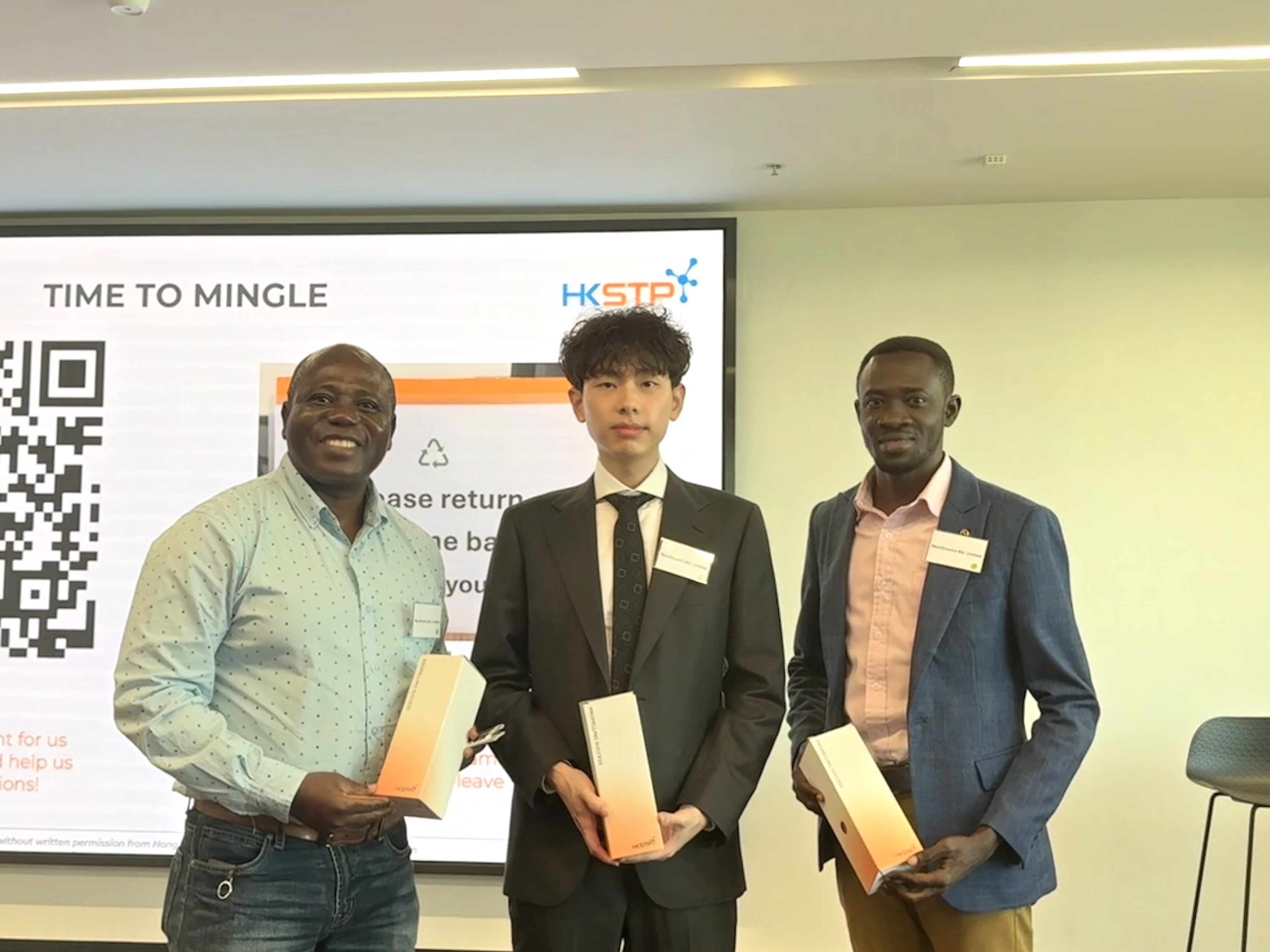 NeurOssence team receiving Best Pitch recognition at the HKSTP Foodtech and Wellness event